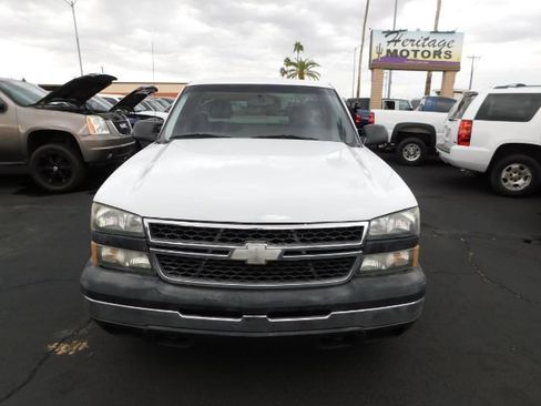 Used 2006 Chevrolet Silverado 1500 W/T image 2