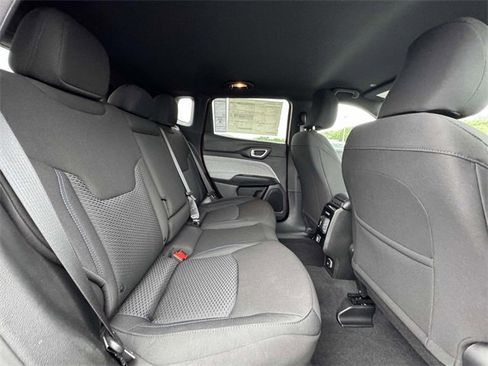 New 2025 Jeep Compass Sport image 15