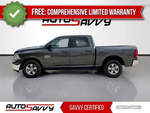 Used 2021 RAM 1500 Classic SLT image 4