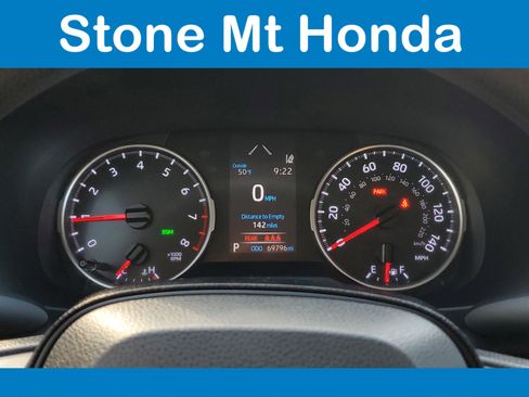 Used 2020 Toyota RAV4 LE image 24