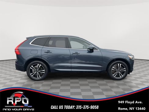 Used 2020 Volvo XC60 T6 Momentum image 6