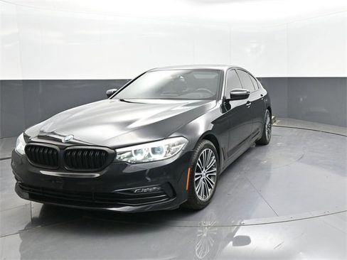 Used 2018 BMW 530i xDrive image 1