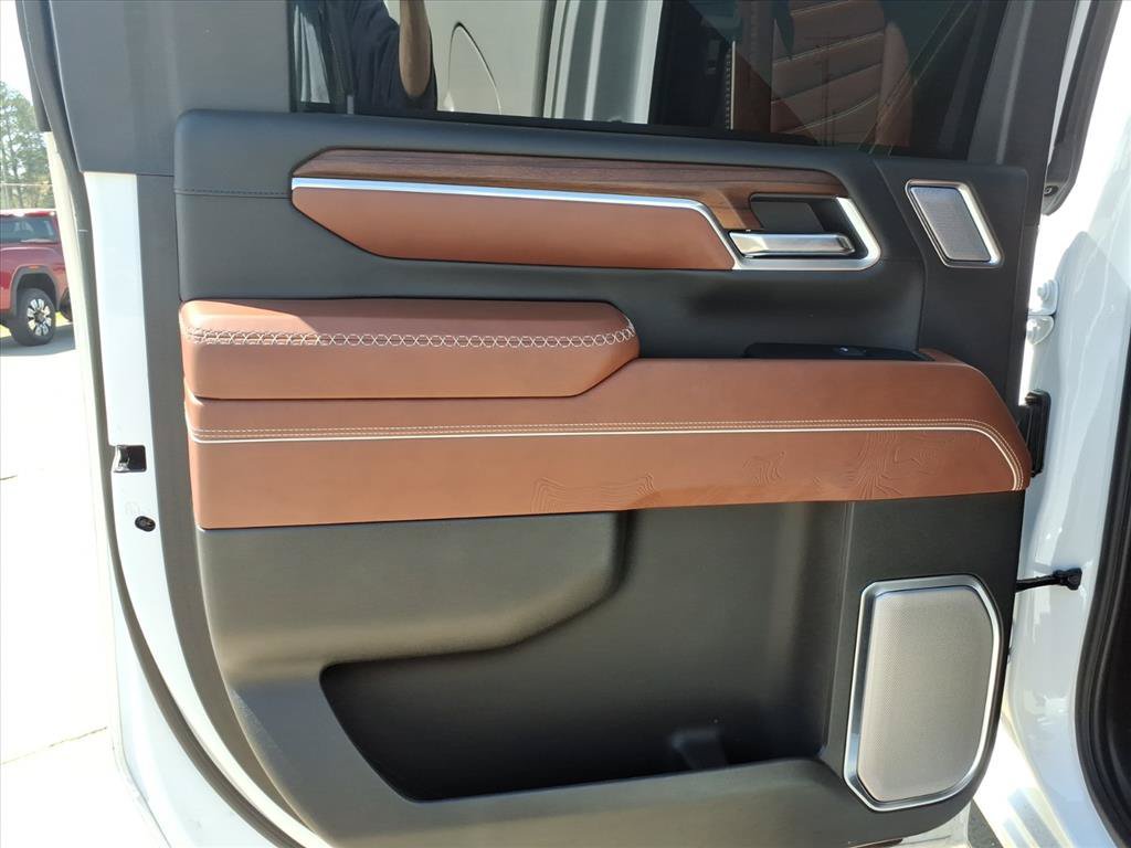 Used 2025 GMC Sierra 2500 Denali Ultimate AWD/4WD image 23