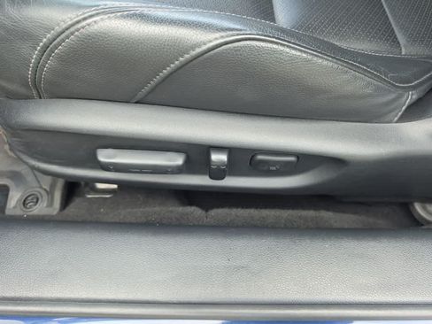 Used 2017 Honda Accord Touring image 12