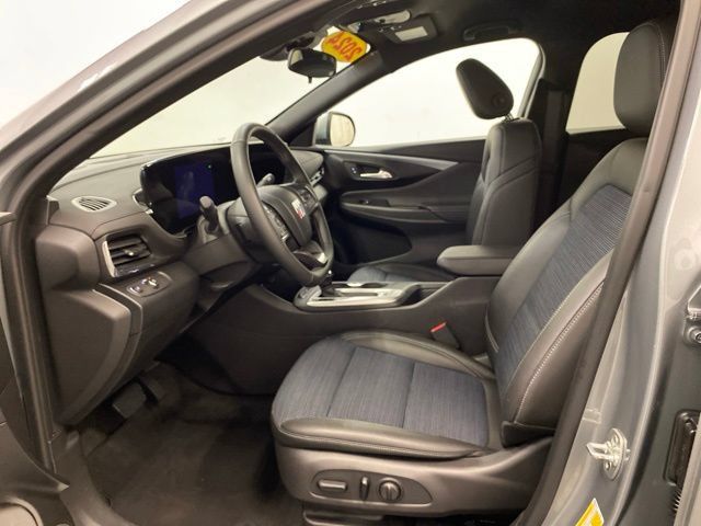 Used 2024 Buick Envista Preferred w/ Convenience I Package FWD image 14