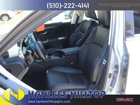 Used 2025 Lexus ES 300h F Sport w/ Accessory Package (Z1) FWD image 12