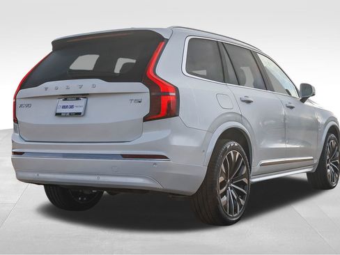 New 2026 Volvo XC90 T8 Ultra w/ Lounge Package image 5