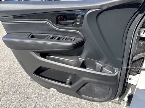 Used 2024 Honda Odyssey Touring image 14
