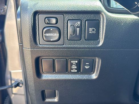 Used 2022 Toyota 4Runner SR5 AWD/4WD image 14