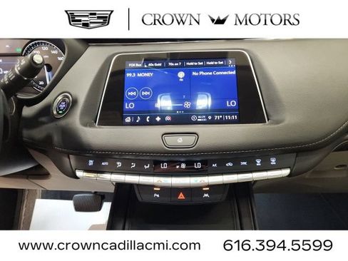 Certified 2023 Cadillac XT4 Luxury w/ Driver Awareness Package FWD image 14