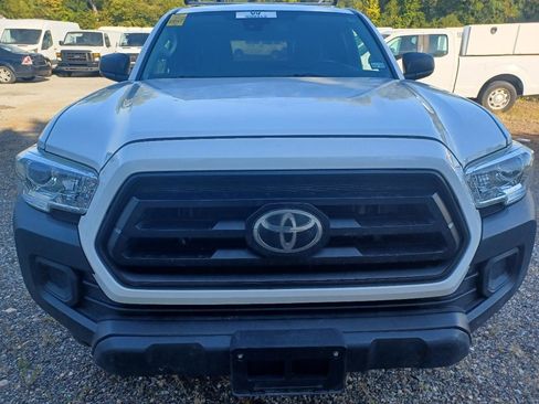 Used 2020 Toyota Tacoma SR image 2