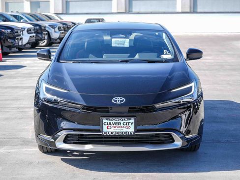 New 2026 Toyota Prius XSE Premium image 2