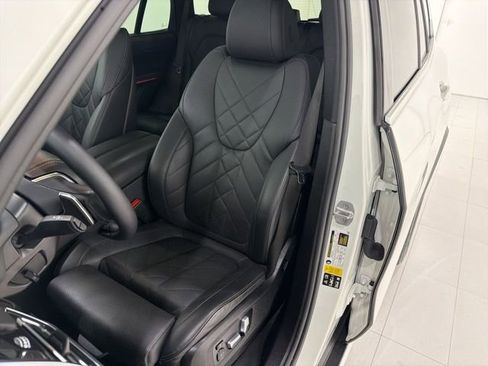 Certified 2023 BMW X5 xDrive40i w/ Premium Package AWD/4WD image 13