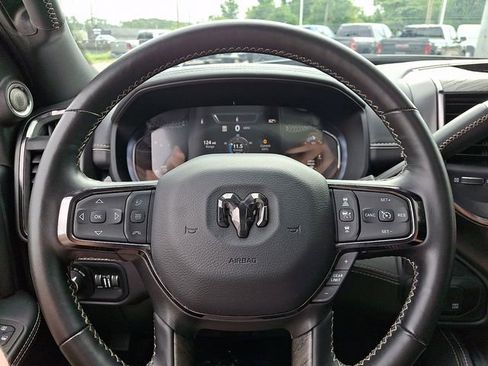 Used 2025 RAM 3500 Limited AWD/4WD image 24