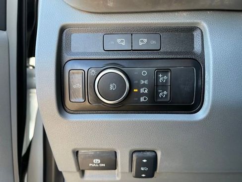Used 2024 Ford F250 XLT w/ FX4 Off-Road Package AWD/4WD image 19