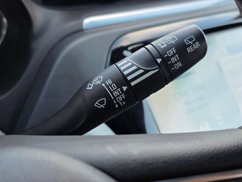 Certified 2021 Chevrolet Bolt LT image 33