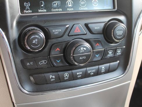 Used 2017 Jeep Grand Cherokee Limited AWD/4WD image 35