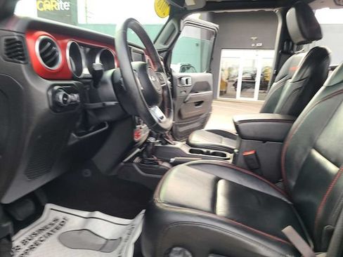 Used 2018 Jeep Wrangler Unlimited Rubicon AWD/4WD image 14