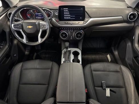 Used 2023 Chevrolet Blazer LT AWD/4WD image 3