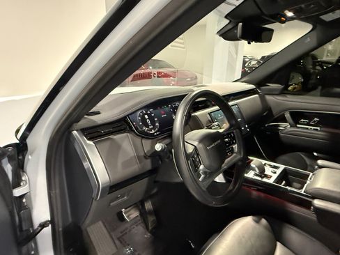 Used 2023 Land Rover Range Rover SE AWD/4WD image 17