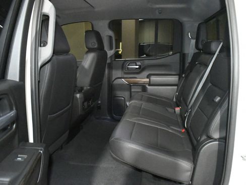 Used 2021 Chevrolet Silverado 1500 LT Trail Boss w/ Convenience Package II image 49