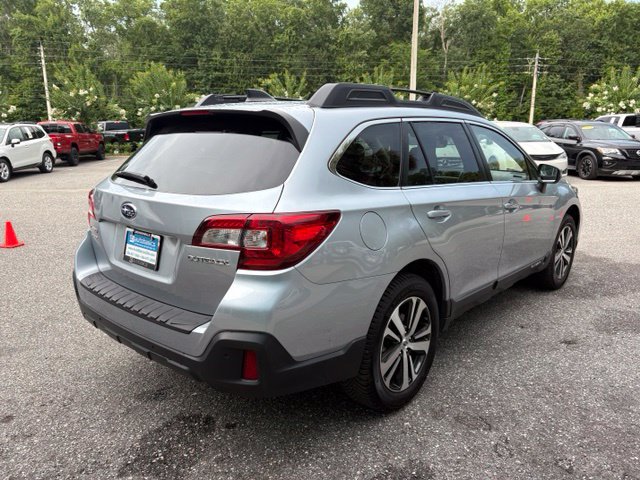 Used 2019 Subaru Outback 2.5i Limited AWD/4WD image 5