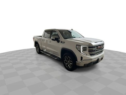 Certified 2023 GMC Sierra 1500 SLT w/ SLT Convenience Package image 2