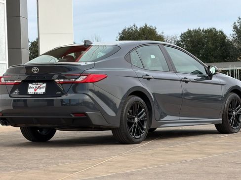 Certified 2025 Toyota Camry SE image 4