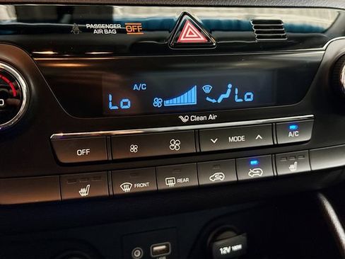 Used 2016 Hyundai Tucson Limited AWD/4WD image 17