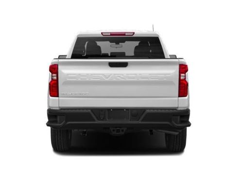 Used 2020 Chevrolet Silverado 1500 Custom w/ Custom Value Package AWD/4WD image 5