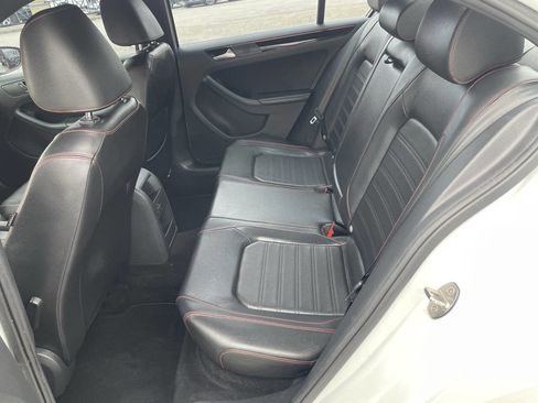 Used 2017 Volkswagen Jetta GLI image 20