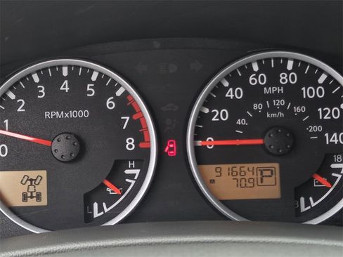 Used 2019 Nissan Frontier SL image 17