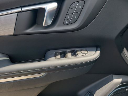 New 2027 Buick Enclave Preferred w/ Power Package AWD/4WD image 23