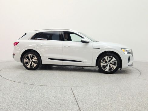 Used 2024 Audi Q8 e-tron Premium Plus w/ Premium Plus Package AWD/4WD image 4