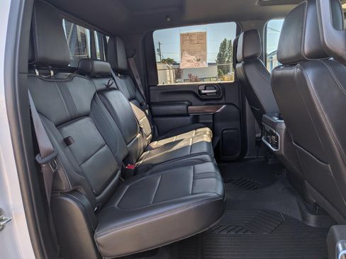 Used 2022 Chevrolet Silverado 3500 High Country AWD/4WD image 9