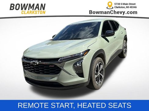 Used 2024 Chevrolet Trax RS w/ Driver Confidence Package FWD image 1