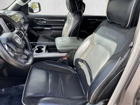 Used 2024 RAM 1500 Laramie image 10