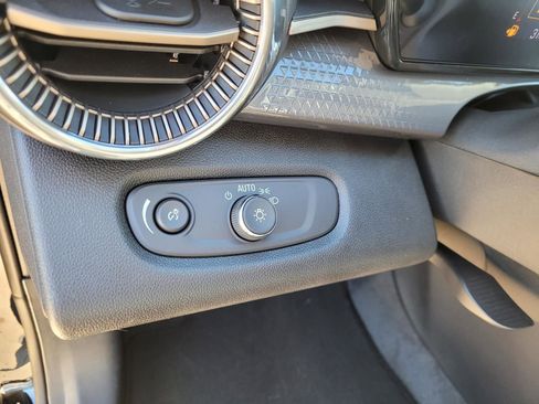 New 2026 Chevrolet Trax ACTIV w/ Driver Confidence Package image 17