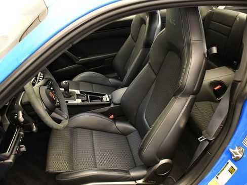 Used 2024 Porsche 911 Carrera T image 41