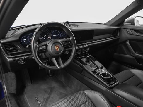Certified 2024 Porsche 911 Carrera T RWD image 4