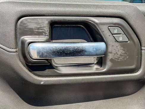 Used 2020 Chevrolet Silverado 1500 LT AWD/4WD image 41