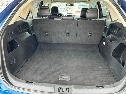 Used 2020 Ford Edge SEL image 17