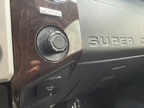 Used 2016 Ford F350 Platinum image 32