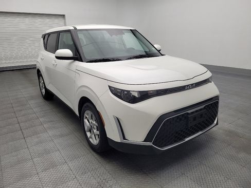 Used 2024 Kia Soul LX w/ Option Group 015 image 13