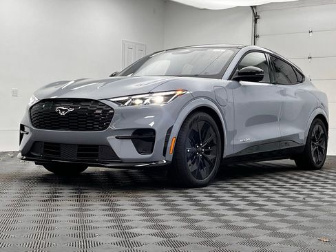 New 2026 Ford Mustang Mach-E GT image 2