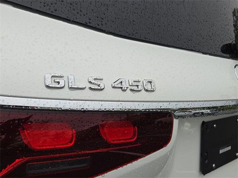 New 2026 Mercedes-Benz GLS 450 4MATIC image 34