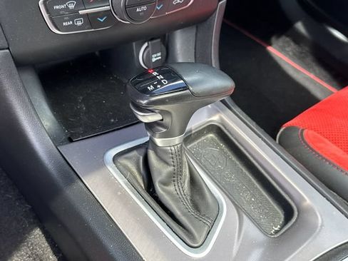 Used 2022 Dodge Charger Scat Pack w/ Plus Group RWD image 15