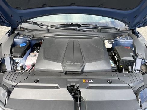 New 2025 Kia EV6 Wind image 18