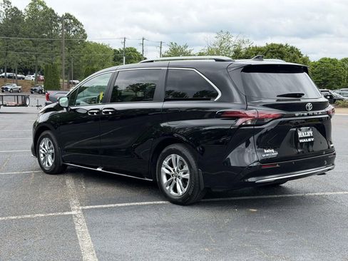 New 2026 Toyota Sienna Limited AWD/4WD image 21