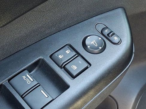 Used 2015 Honda CR-V LX image 26